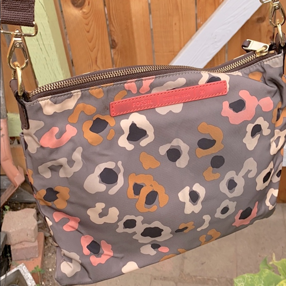 Fossil camouflage crossbody bag